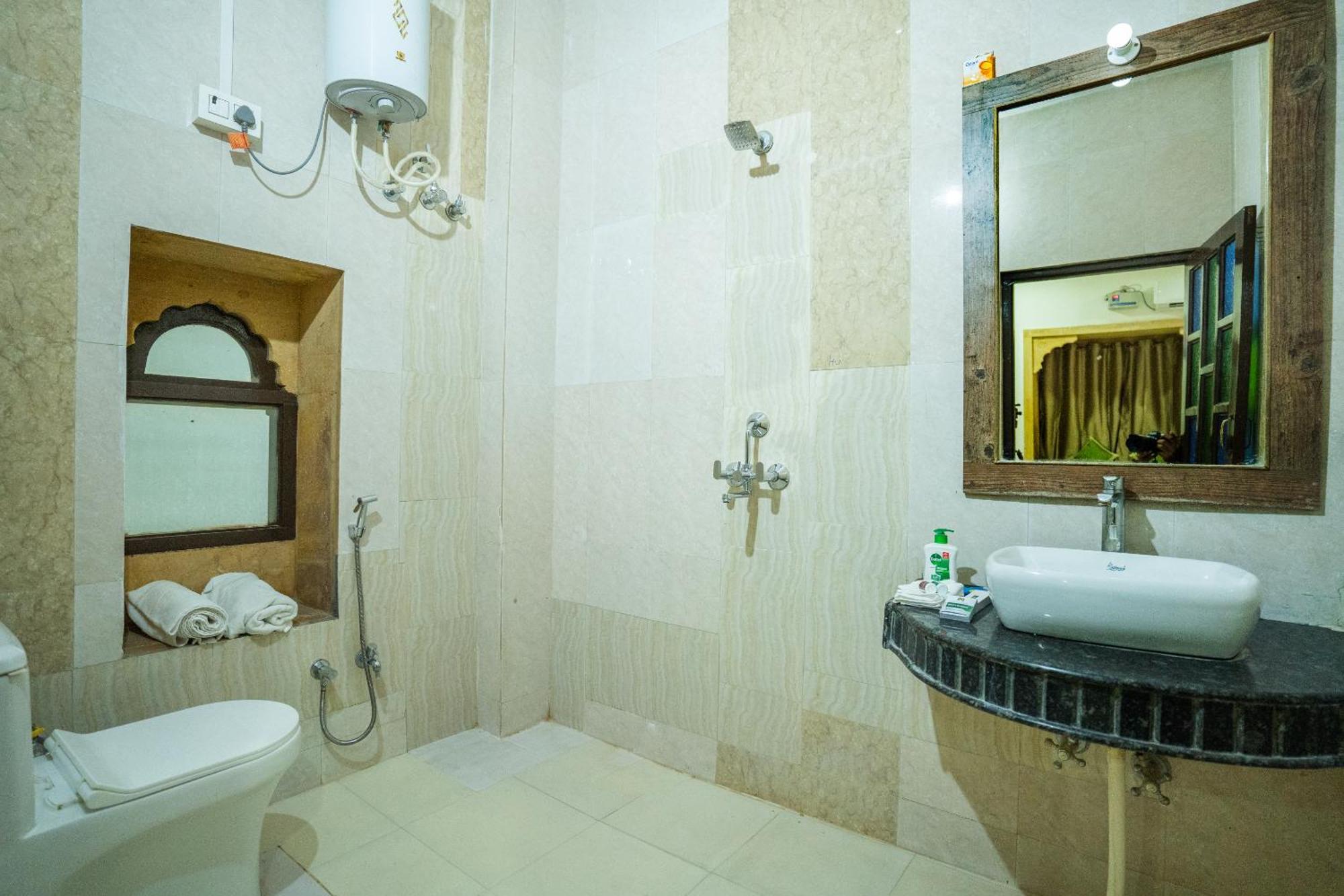 Hotel Marina Mahal With Swimming Pool Jaisalmer Exterior foto